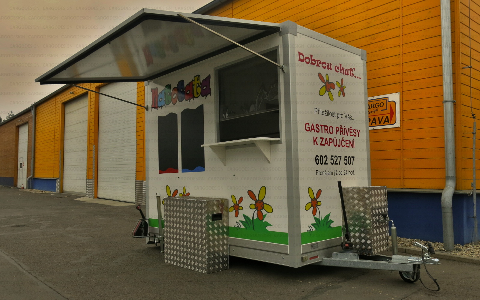 CARGOdesign | Prodejní stánek (3/2014) – PRODÁNO